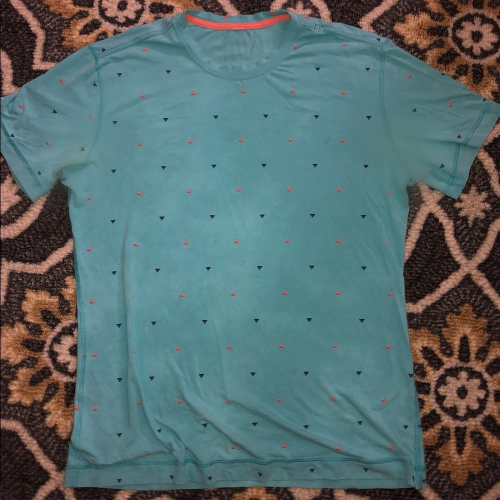 Men’s Lululemon Shirt